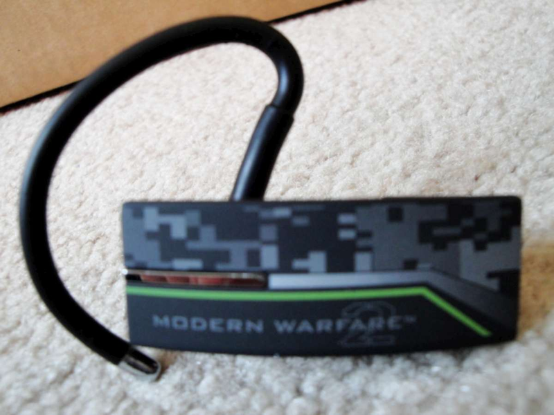 Illustration for article titled Mad Catz Modern Warfare 2 Range Unboxed
